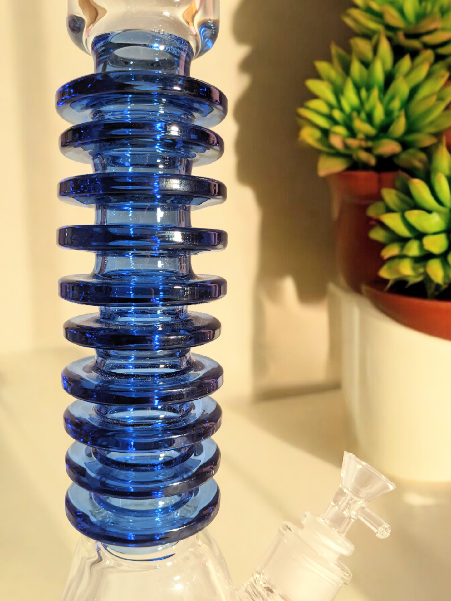 16” Ribbed Grip Beaker