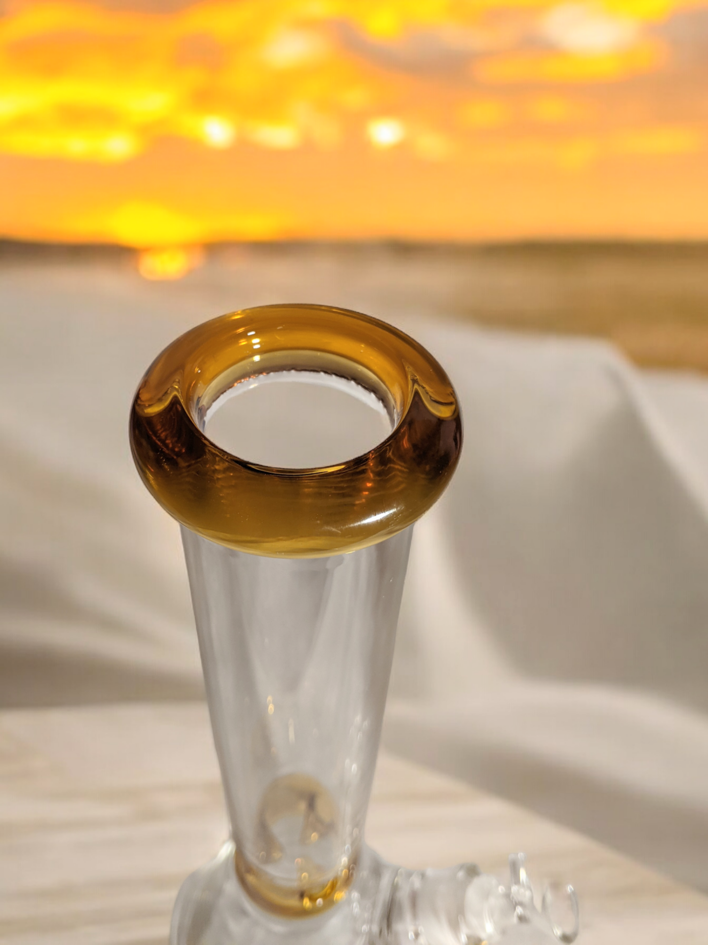 15" Classic Amber Ringed Beaker