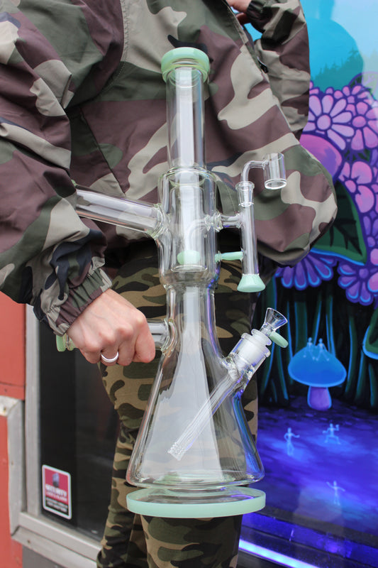 Bong Care 101: Keep Your Glass Sparkling and Your Hits Smooth